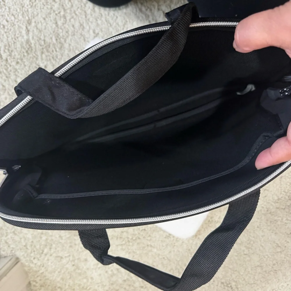 NWT Mobile Edge Black Neoprene Laptop Sleeve With Handles Fits 14.1